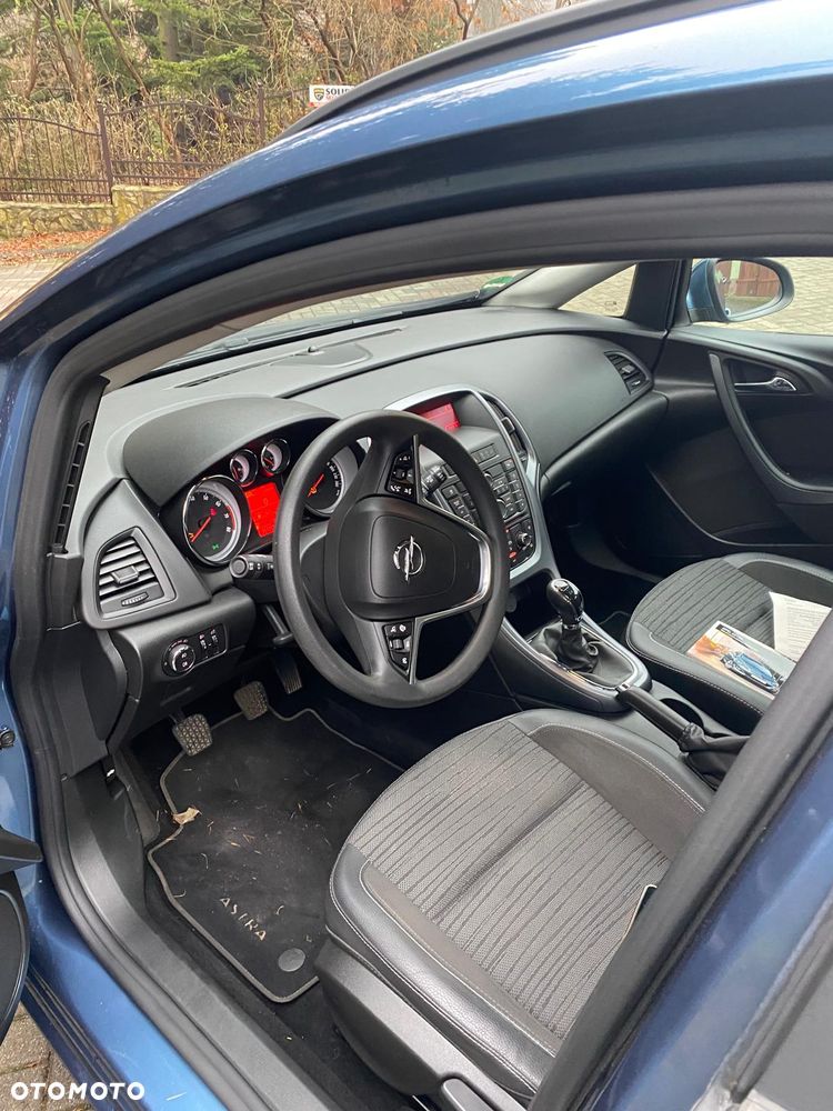Opel Astra 1.6 Exklusiv - 6