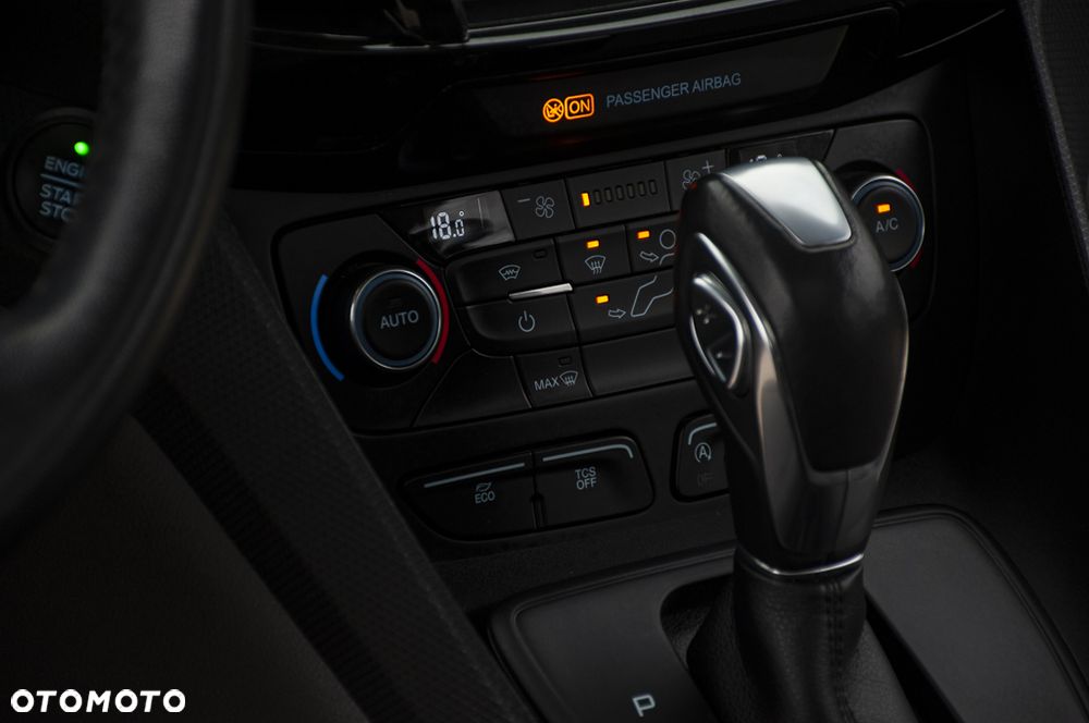 Ford Tourneo Connect Grand - 34