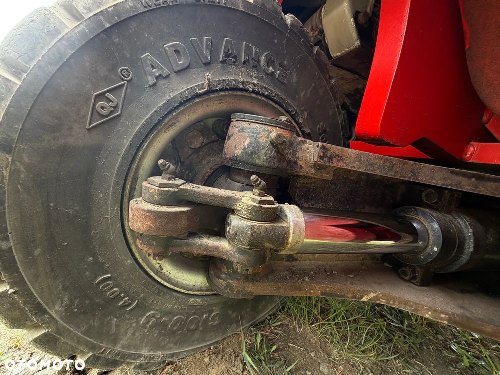 Manitou MI25D Wózek Widłowy 2,5 tony. Posuw Hydrauliczny. tylko 2500mtg. Maszt triplex. Wolny skok! Wysokość Podnoszenia 5 metrów. Jak nowy z Salonu. Pochodzi z Norweskiego Gospodarstwa! Aktualne przeglądy DEKRA i serwisy!  Silnik Yanmar. Małe gabarety bardzo zwrotna maszyna! Zero luzów wycieków i zniszczeń. OKAZJA. Pełny ORYGINAŁ! Rok Prod. 2014. Oświetlenie. OKAZJA - 23