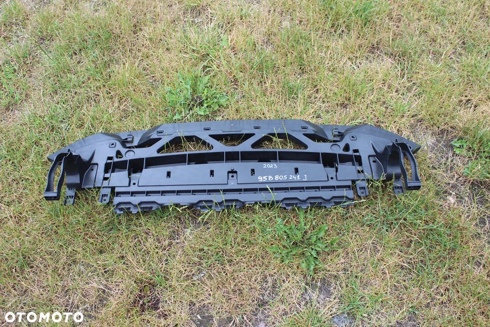 OSŁONA POD ZDERZAK WZMOCNIENIE PORSCHE MACAN LIFT 95B805241J 2021