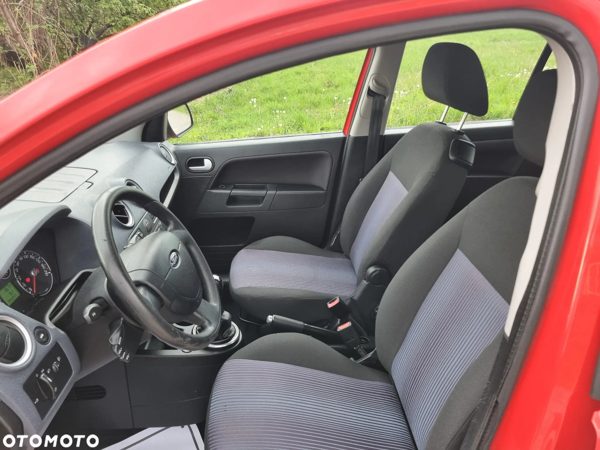 Ford Fusion 1.4 Ambiente - 17