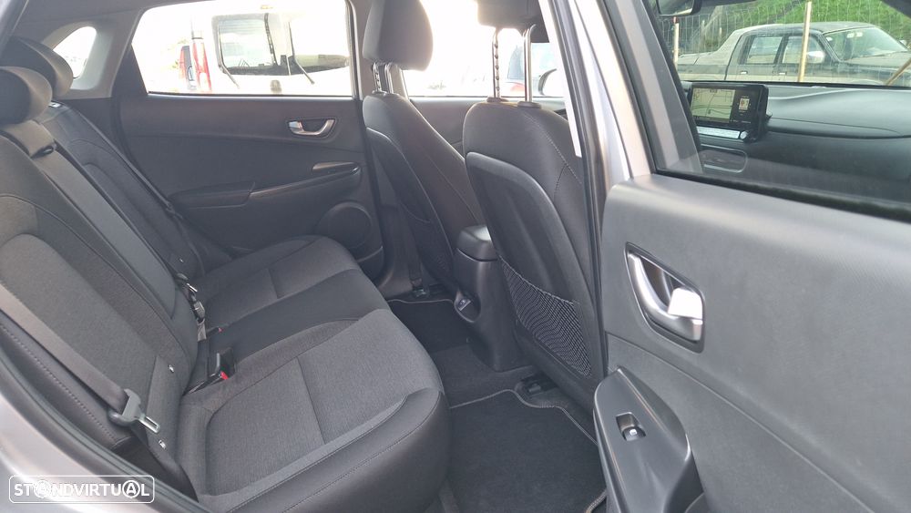 Hyundai Kauai 64 kWh Premium+LED - 23