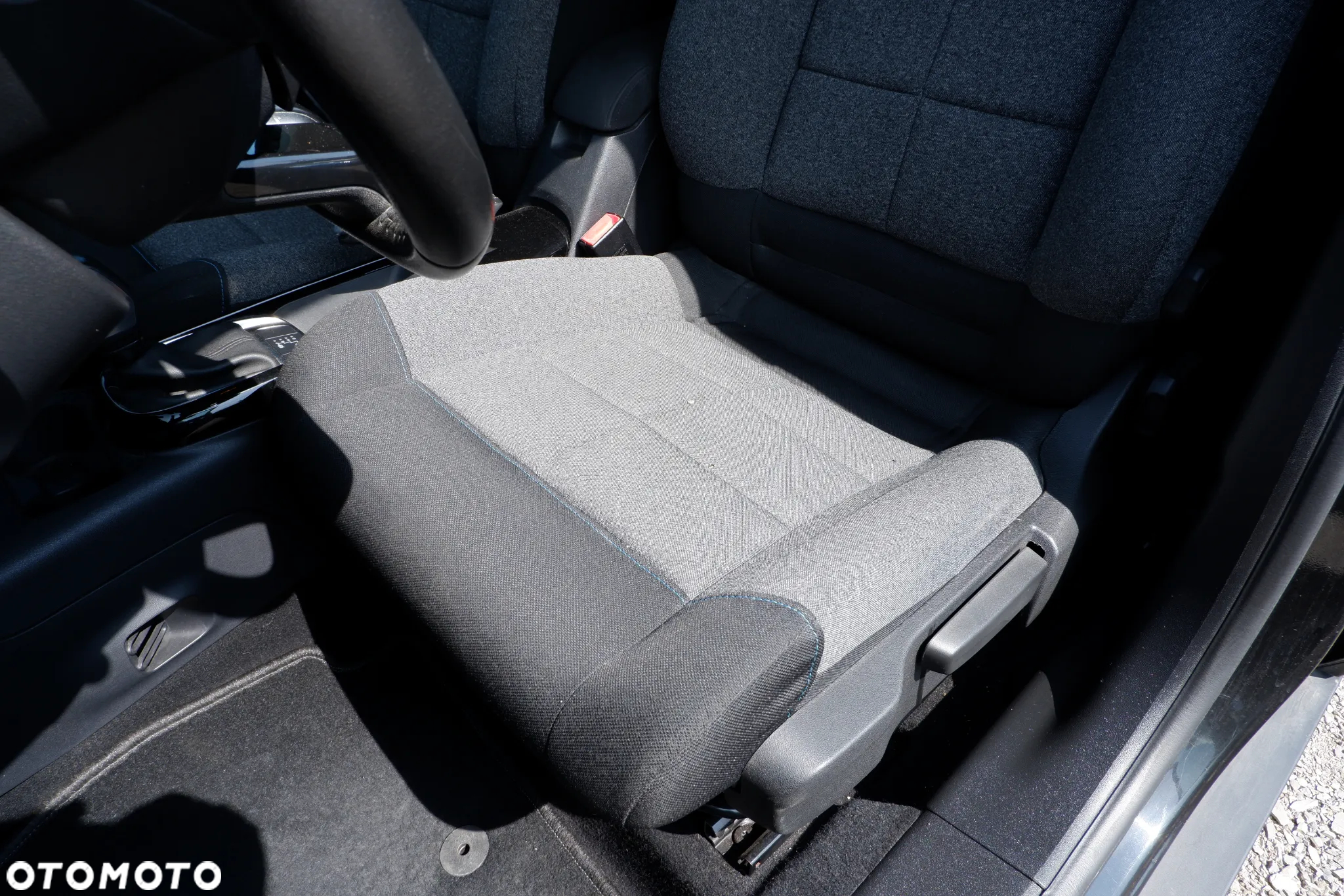 Citroën C4 Cactus Pure Tech 110 Stop&Start EAT6 Selection - 28