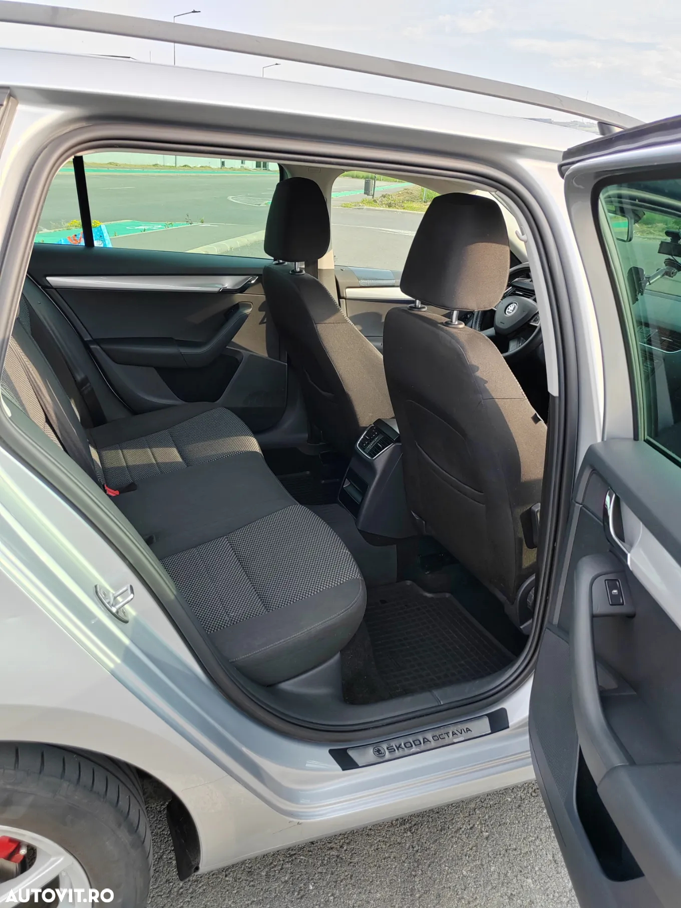 Skoda Octavia 1.6 TDI DPF Ambition Green tec - 6