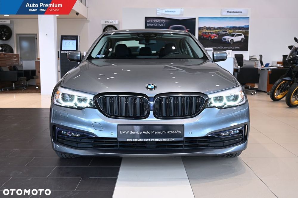 BMW Seria 5 520d xDrive - 3