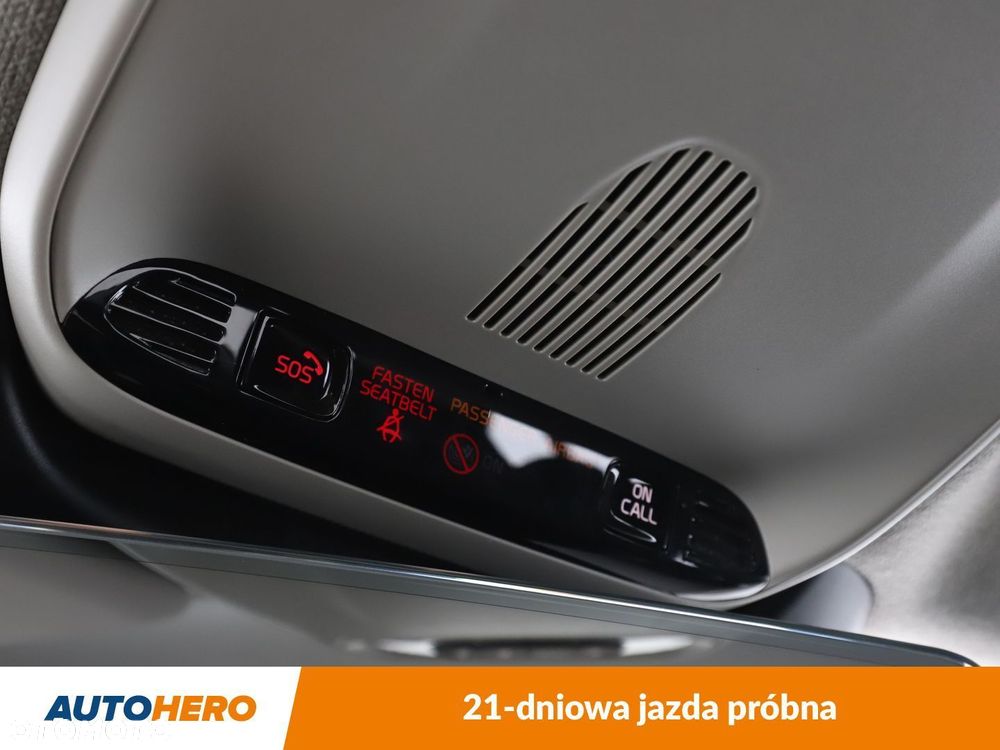 Volvo XC 40 T4 AWD - 32