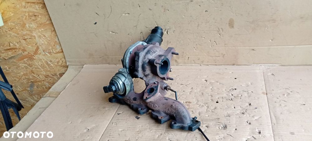 Turbina turbosprężarka turbo Audi A5 8T Lift 2.0 TDI 03L145721B - 6
