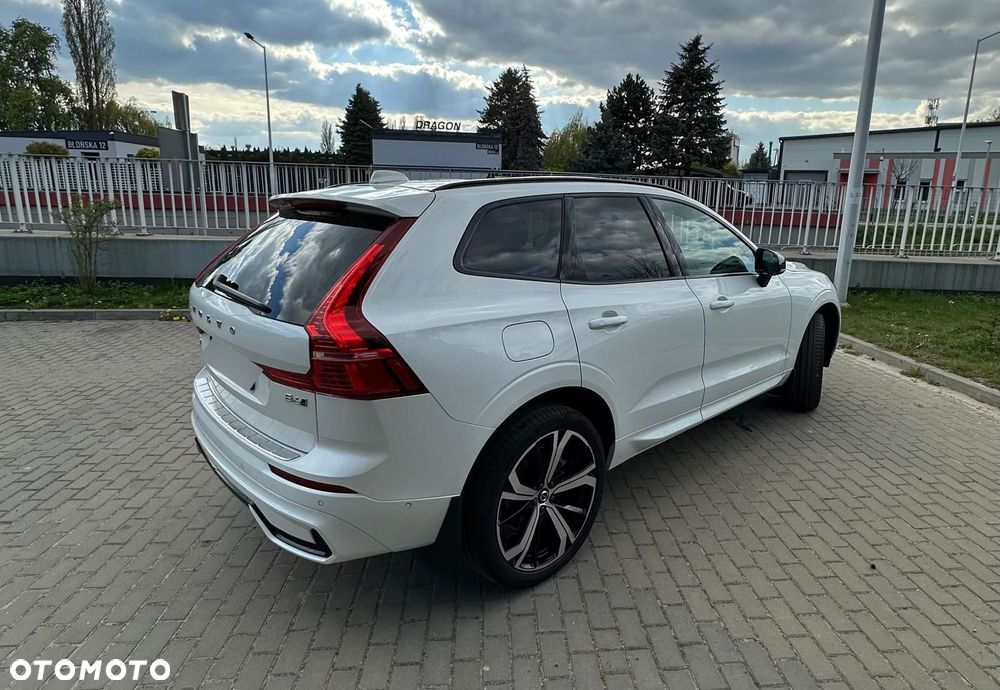 Volvo XC 60 B6 B AWD R-Design - 19