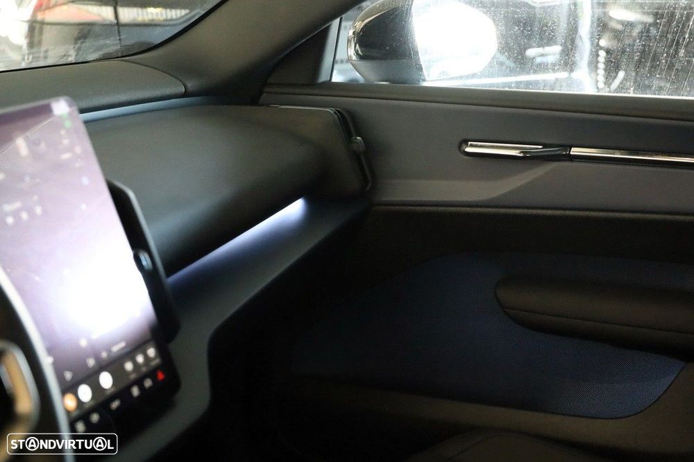 Volvo EX30 69 kWh Twin Motor Ultra - 16