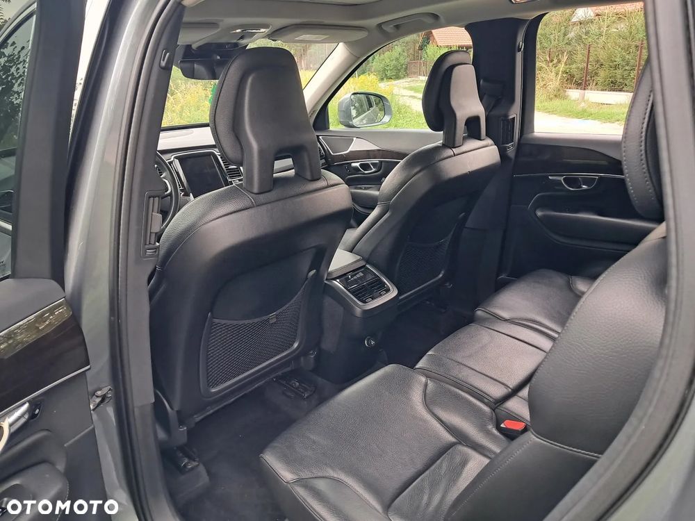Volvo XC 90 T6 AWD Momentum 7os - 17