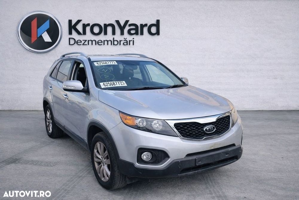 Far Stanga Kia Sorento II 2009 - 2015 SUV 4 Usi (733) Xenon - 7