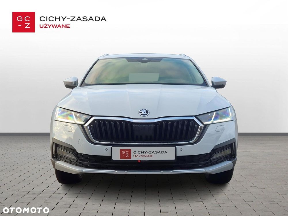 Skoda Octavia 2.0 TDI 4x4 Scout DSG - 8
