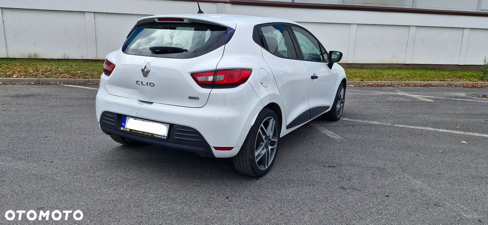 Renault Clio - 20