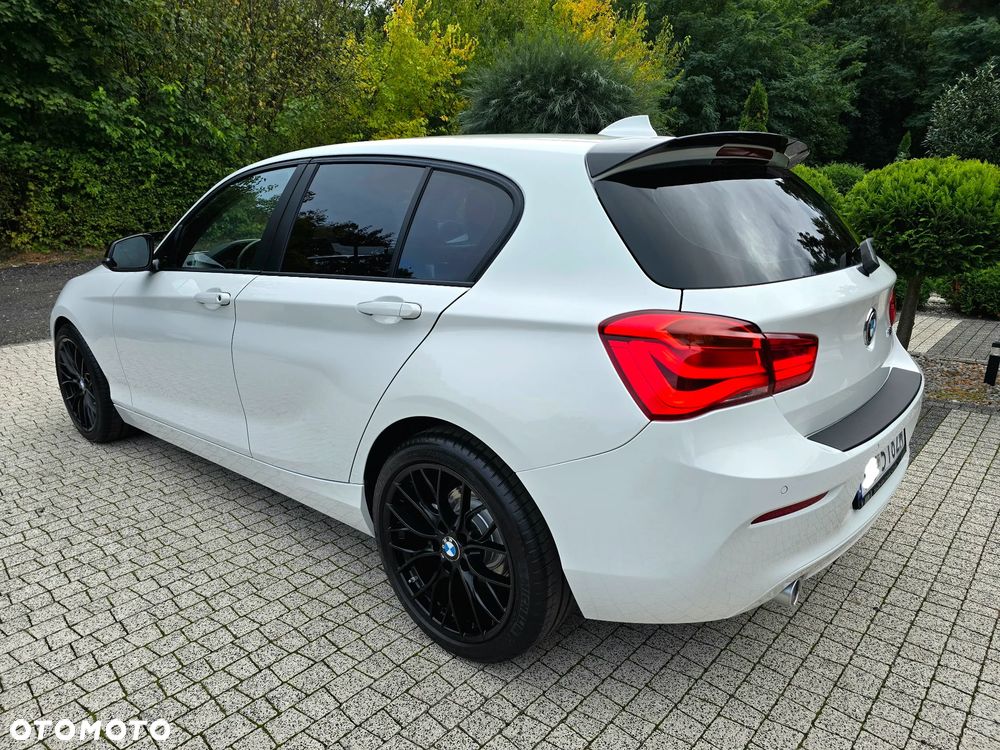 BMW Seria 1 118i Advantage - 32