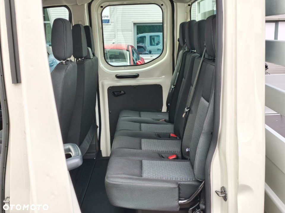 Ford Transit - 11
