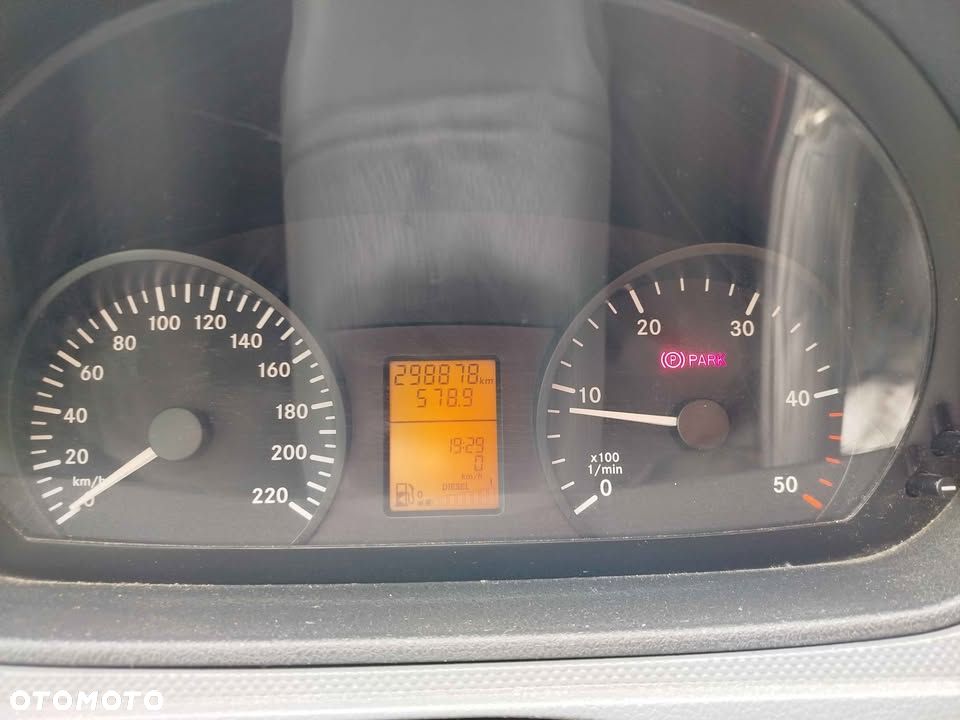Mercedes-Benz Vito 639.705 - 8