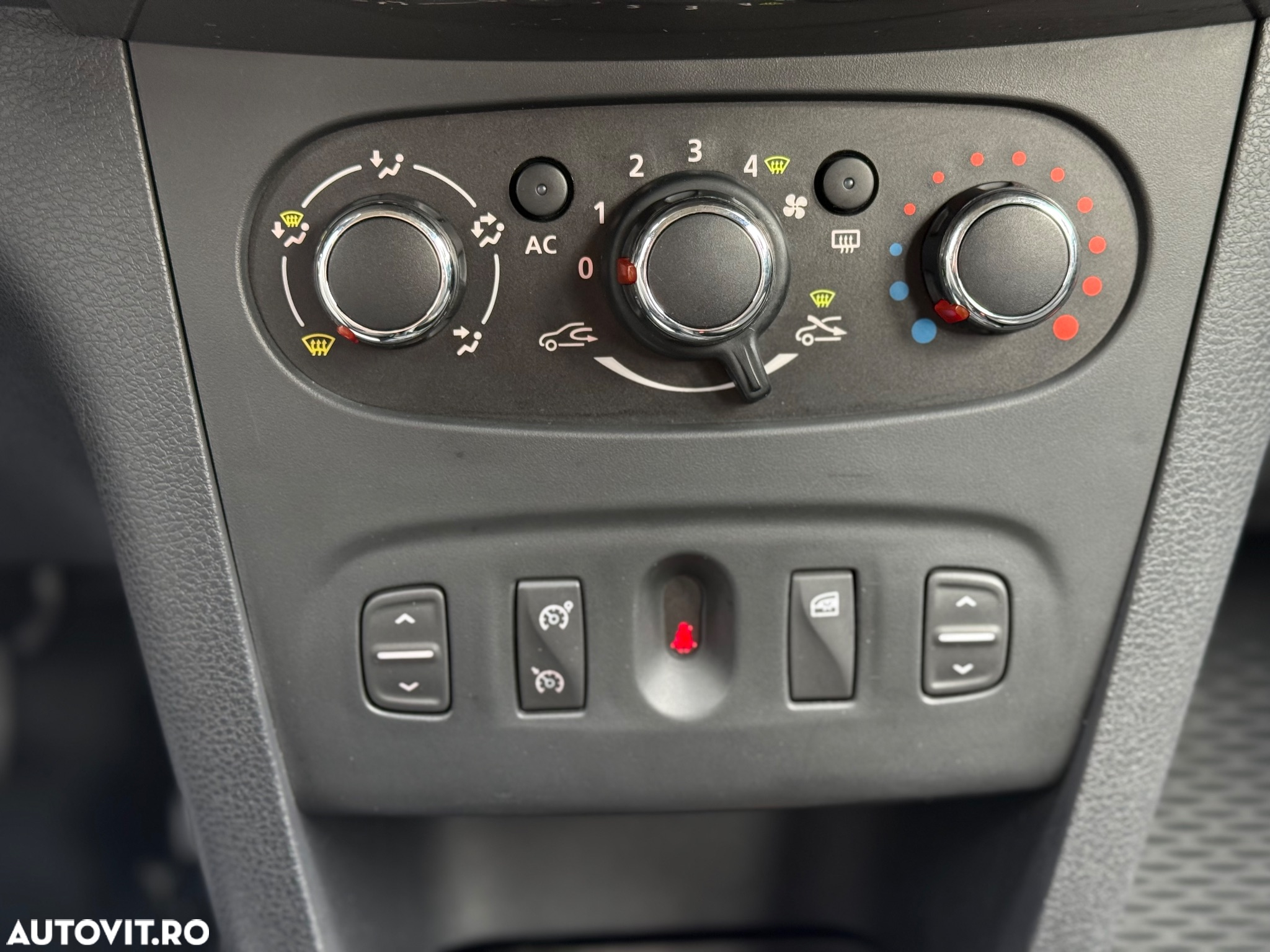 Dacia Sandero Stepway dCi 90 S&S Prestige - 13