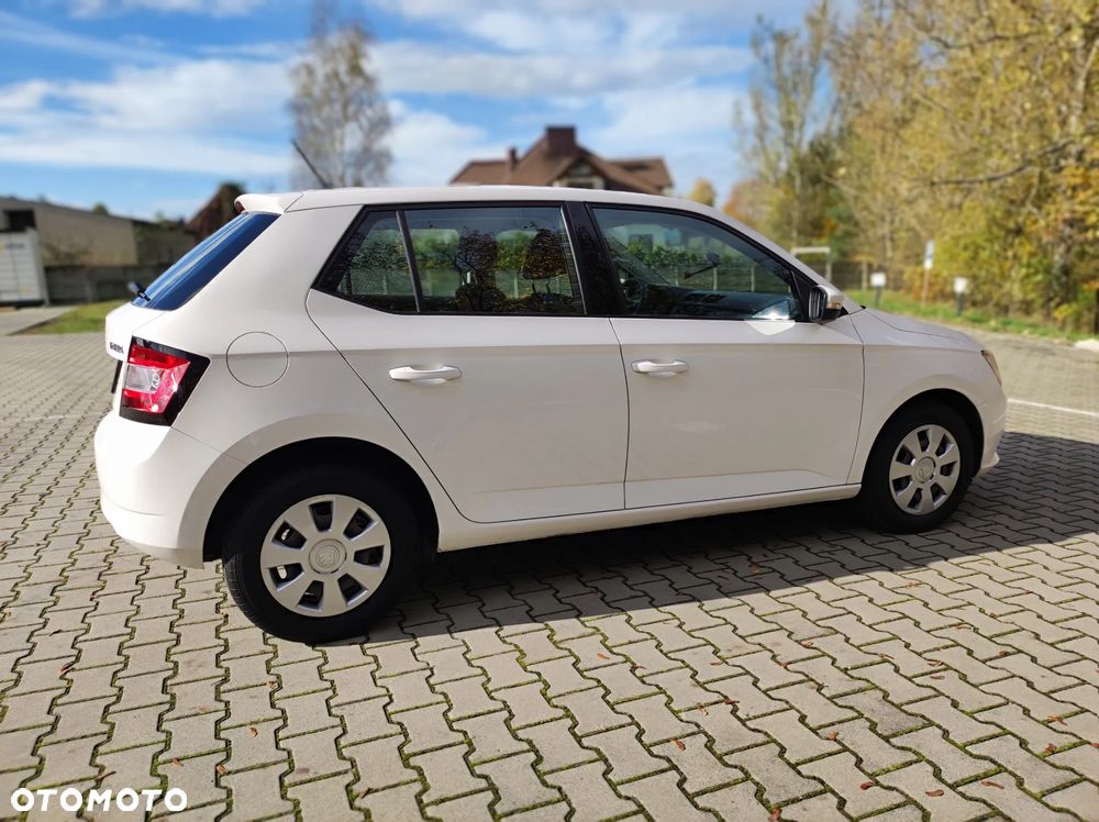 Skoda Fabia 1.2 TSI Active - 5