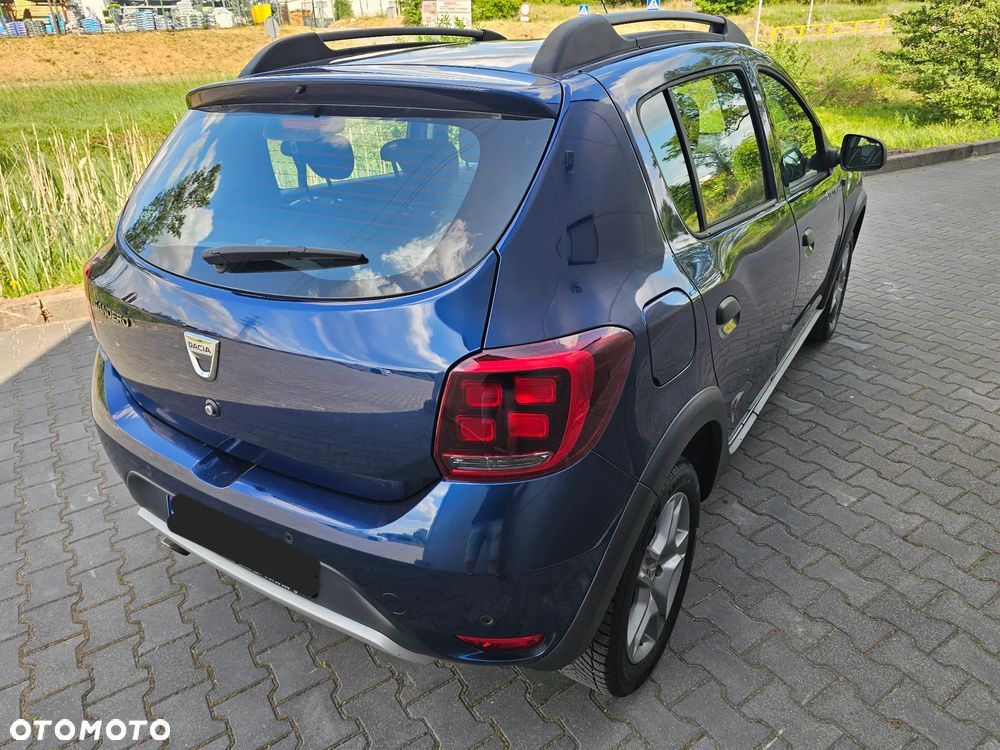Dacia Sandero TCe 90 Celebration - 4
