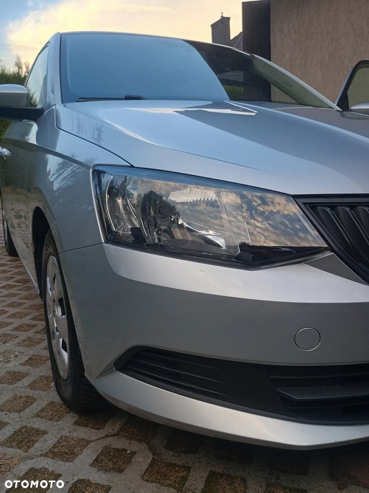 Skoda Fabia 1.2 TSI Active - 5