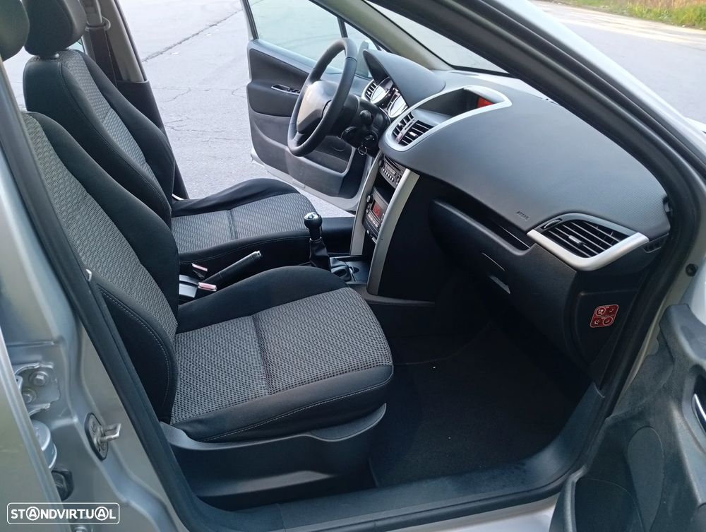 Peugeot 207 SW 1.6 HDi Sport - 24
