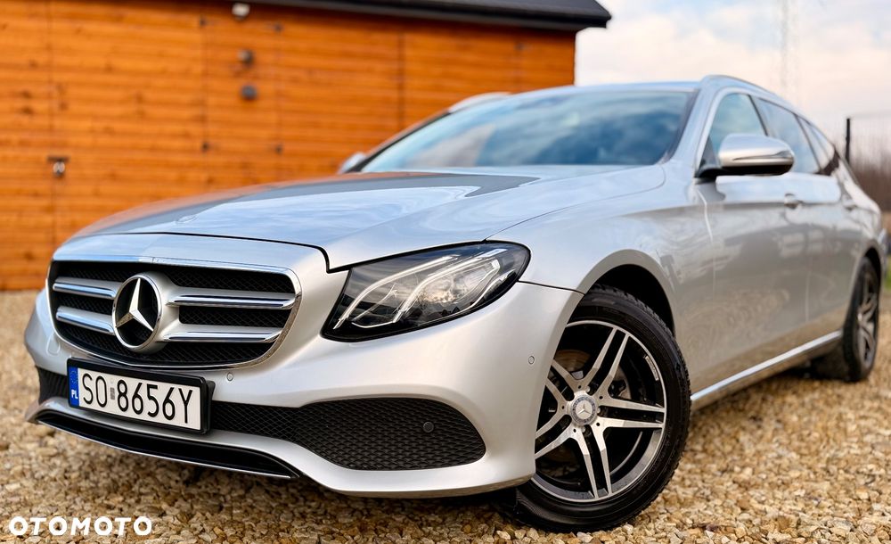 Mercedes-Benz Klasa E - 9