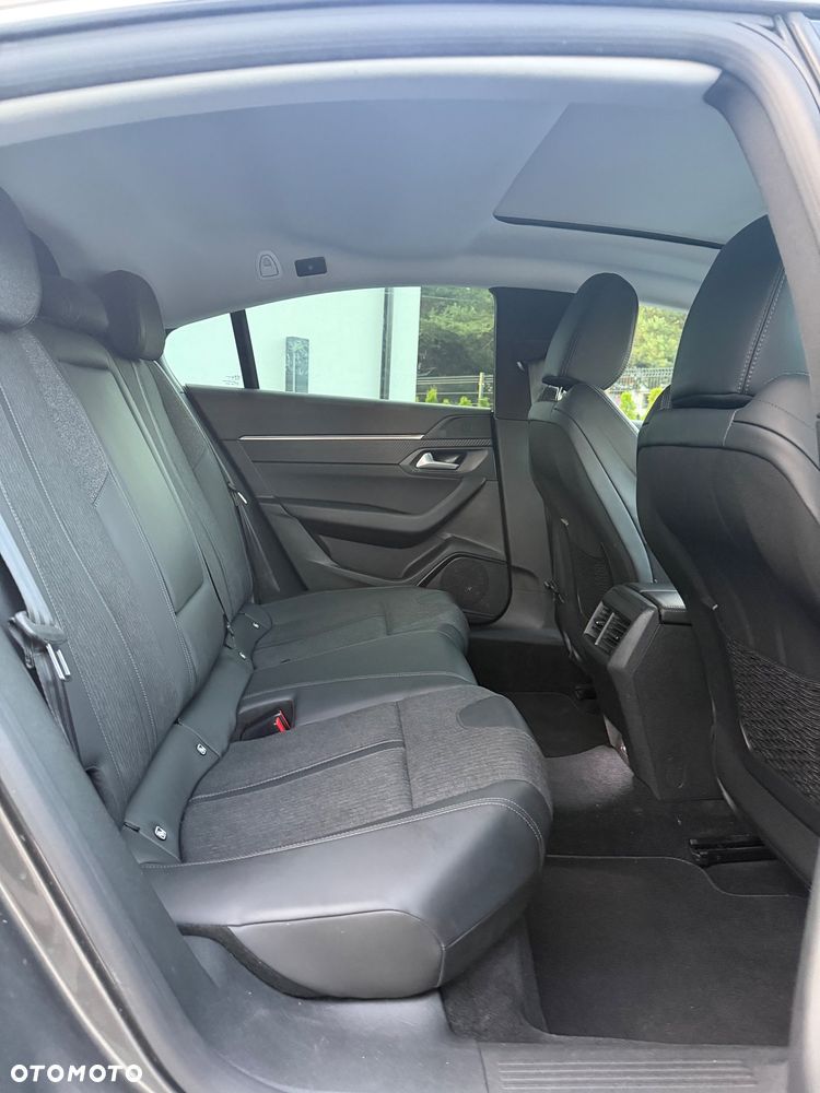 Peugeot 508 HDi FAP 160 Automatik Allure - 12