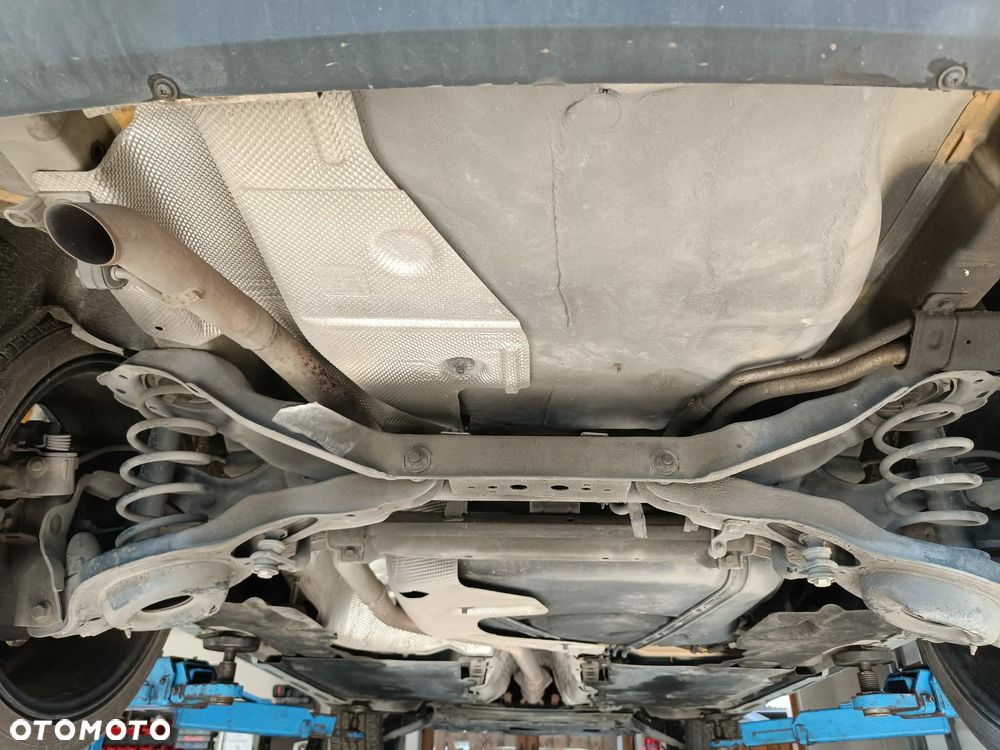 Volvo V40 D2 Momentum - 34