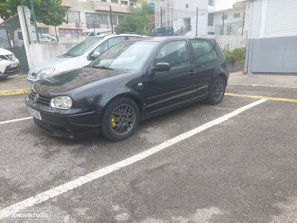 VW Golf 1.9 TDi Highline - 3