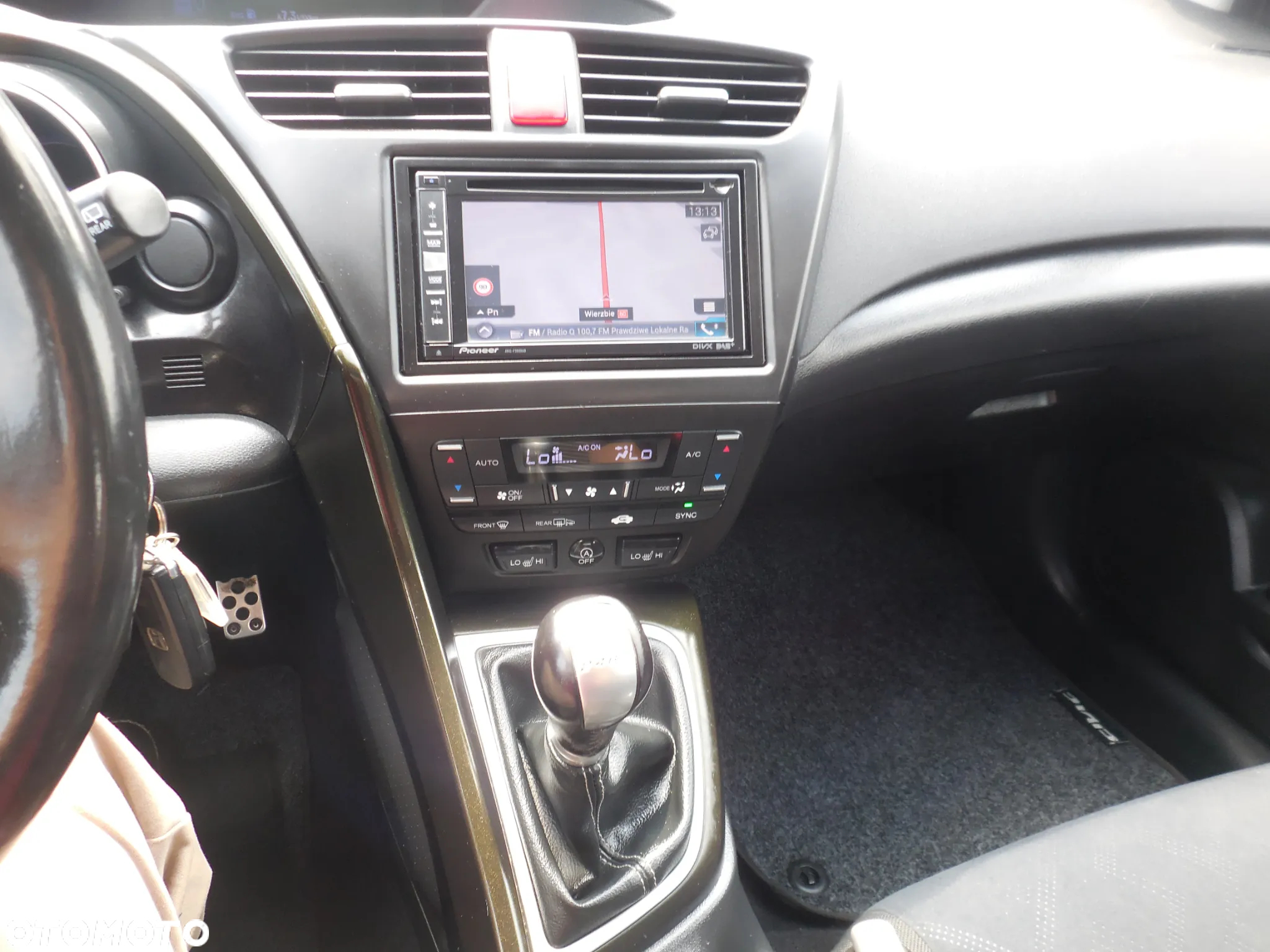Honda Civic 1.8 Executive - 23