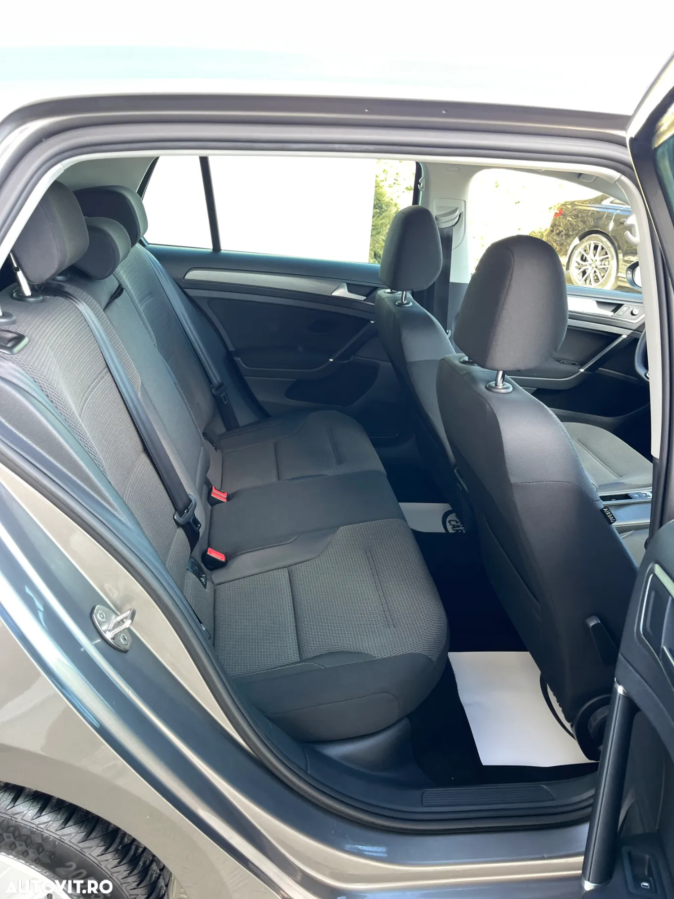 Volkswagen Golf 1.4 TSI DSG Comfortline - 25