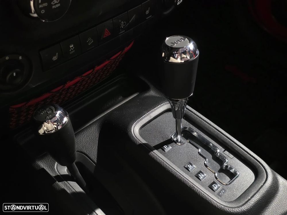 Jeep Wrangler Unlimited 2.8 CRD Recon AT - 20