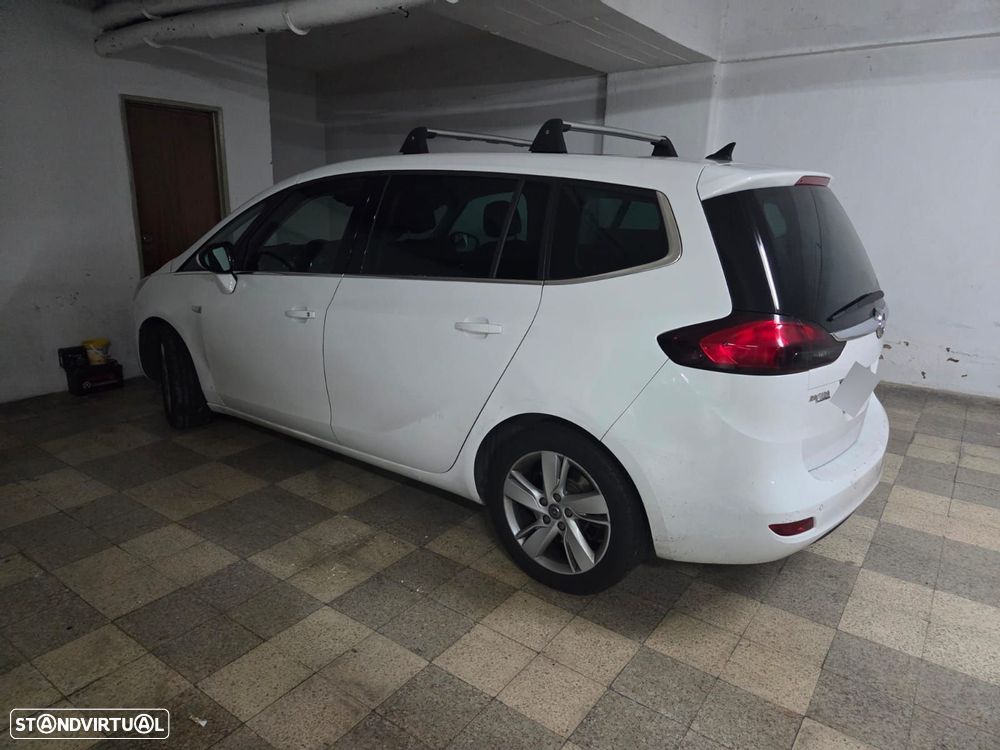 Opel Zafira 1.6 CDTi Cosmo - 1