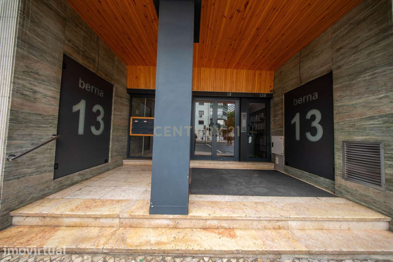 T5 remodelado | 200 m² | Elevador | Prédio em Betão | Campo Pequeno | - Grande imagem: 4/20