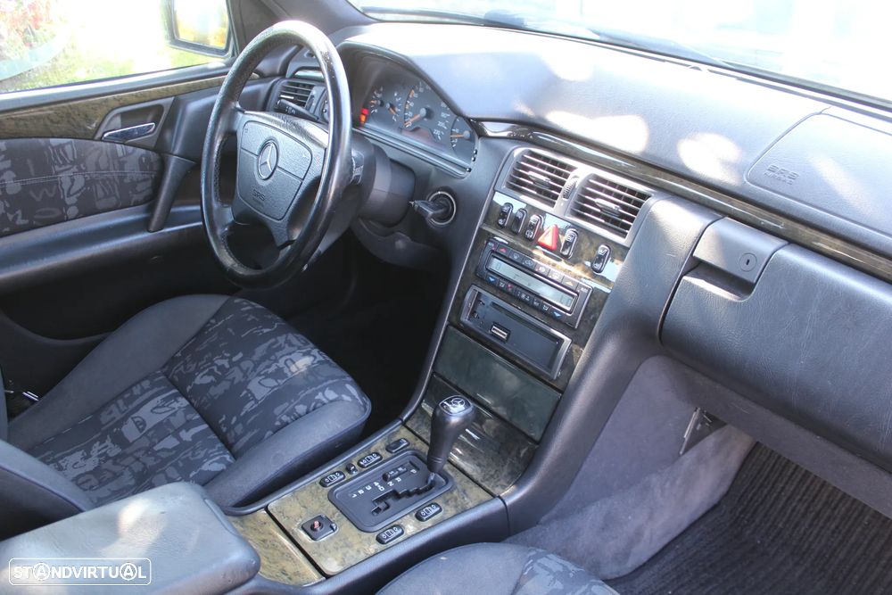 Mercedes-Benz E 290 - 20