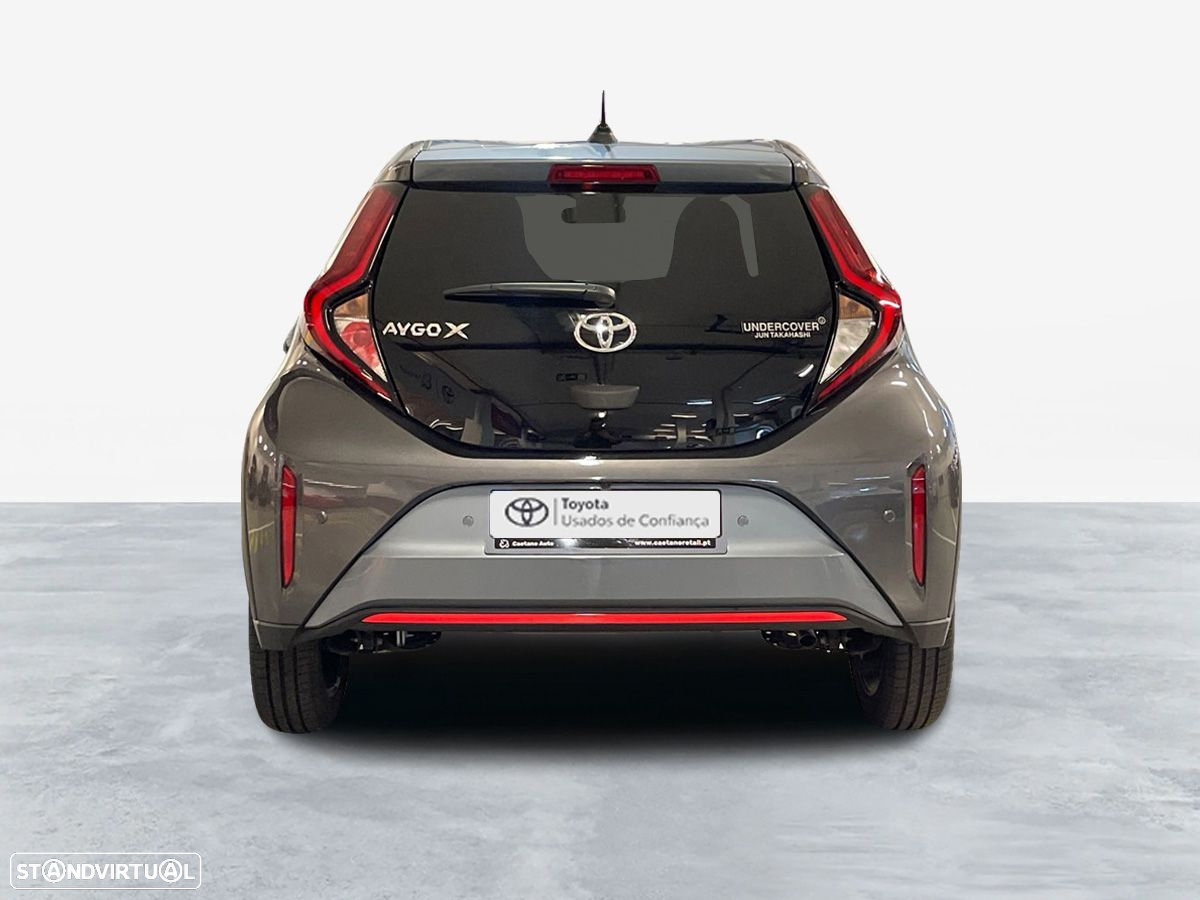 Toyota Aygo X 1.0 Undercover - 4