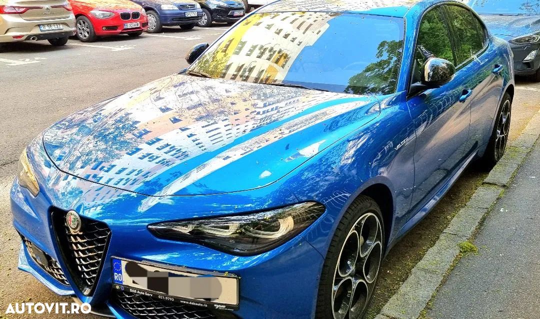 Alfa Romeo Giulia 2.0 Turbo AWD AT8 Veloce - 1