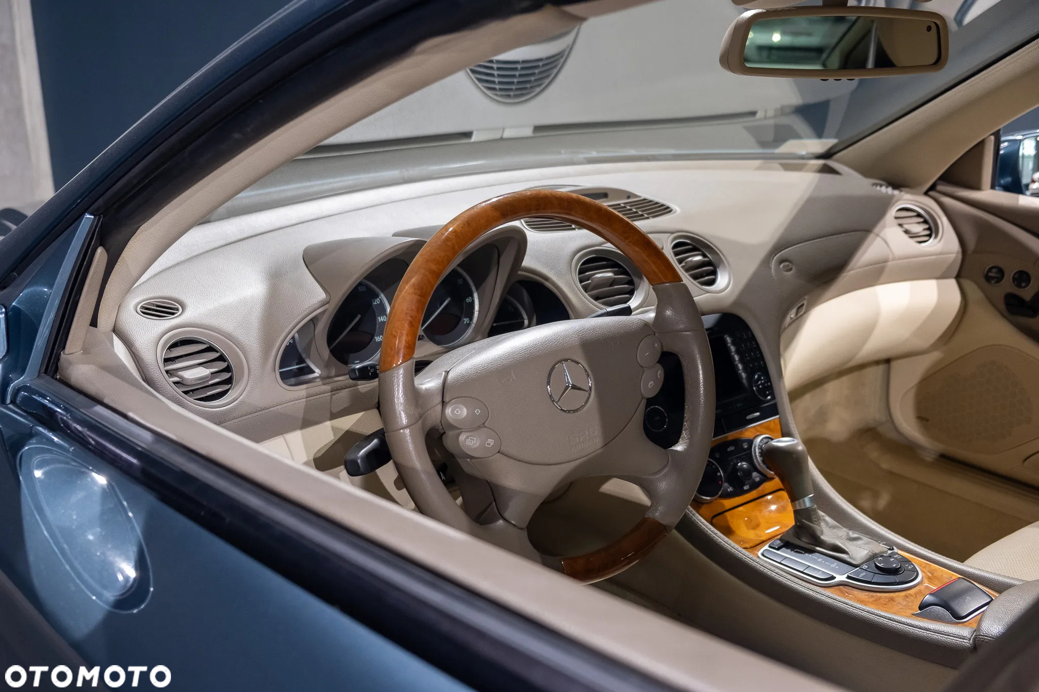 Mercedes-Benz SL 500 - 12