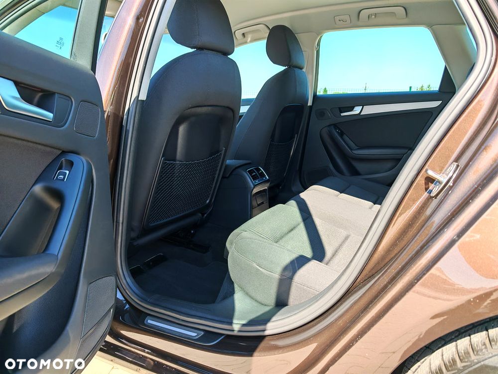Audi A4 Avant 2.0 TDI DPF Attraction - 23
