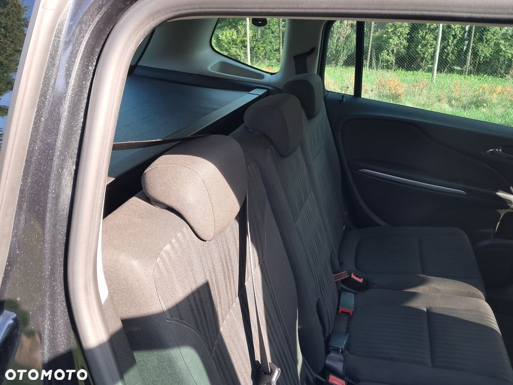 Opel Zafira - 26