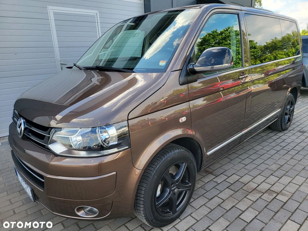 Volkswagen Multivan - 25