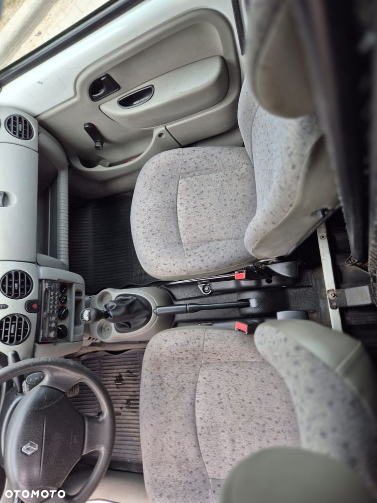 Renault Kangoo - 18