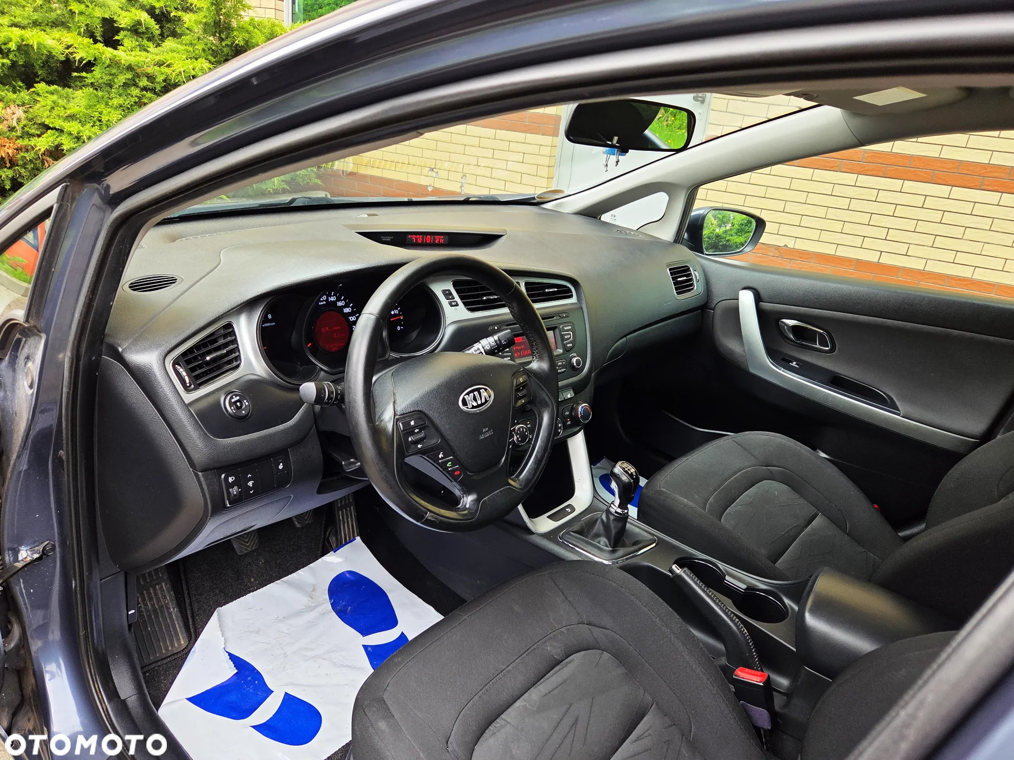Kia Ceed - 29
