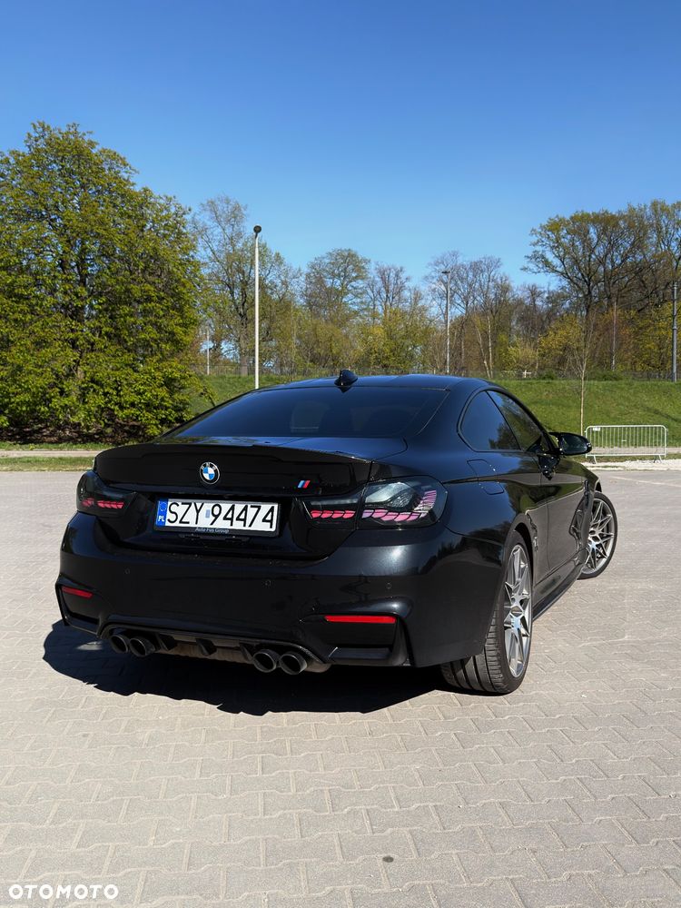BMW M4 DKG Competition - 4
