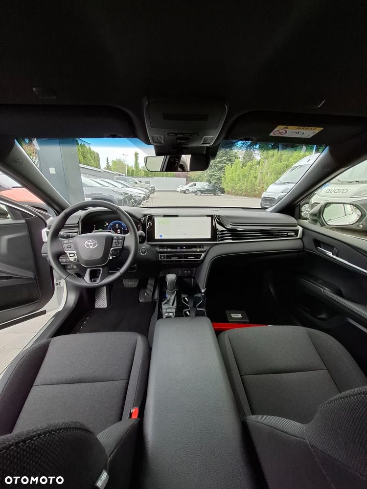 Toyota Camry 2.5 Hybrid Comfort CVT - 10
