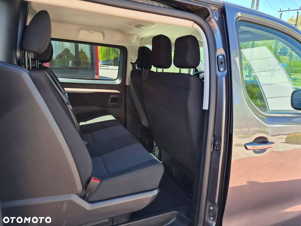 Opel Vivaro - 8