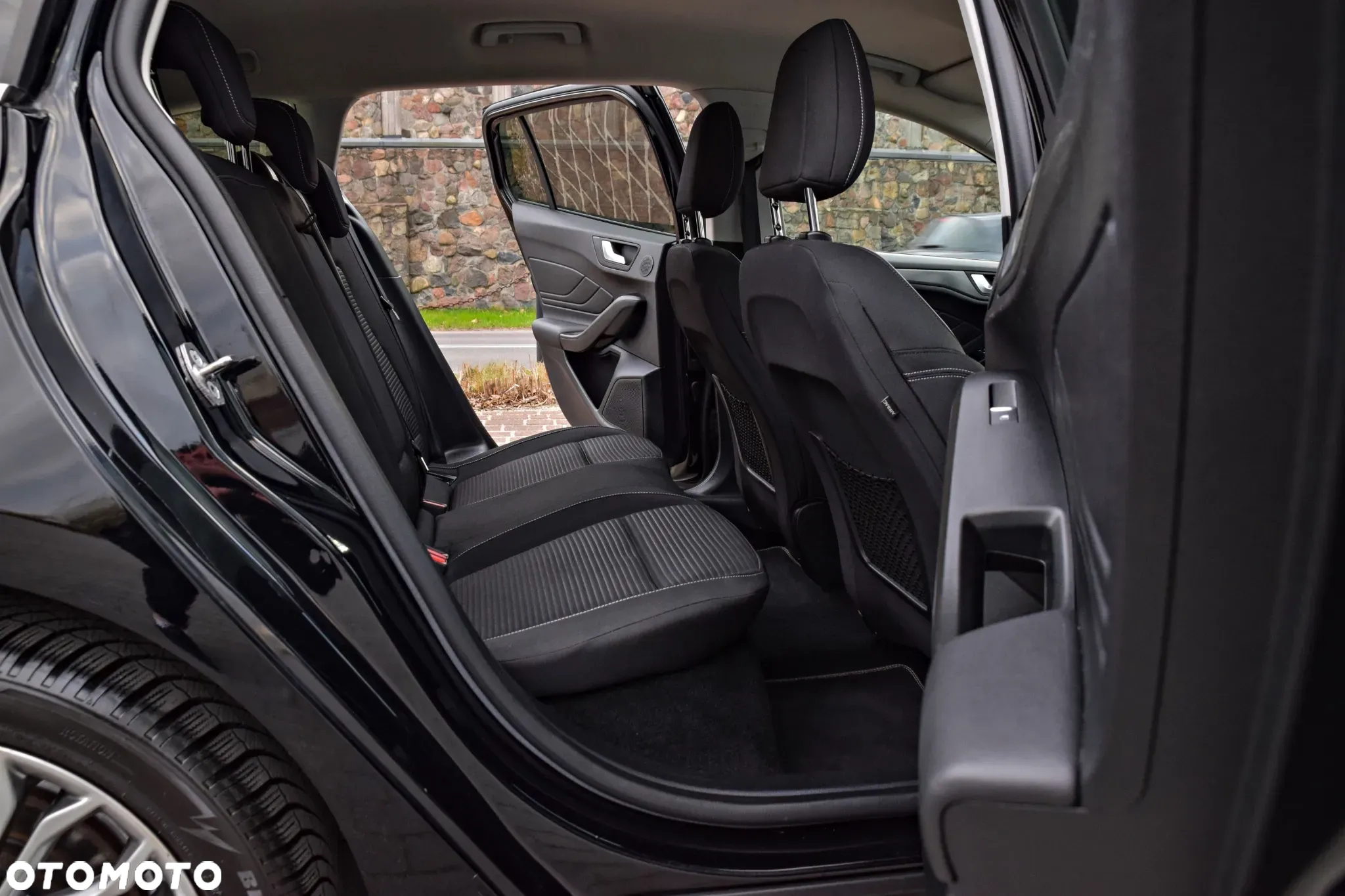 Ford Focus 1.5 EcoBoost Titanium X - 21