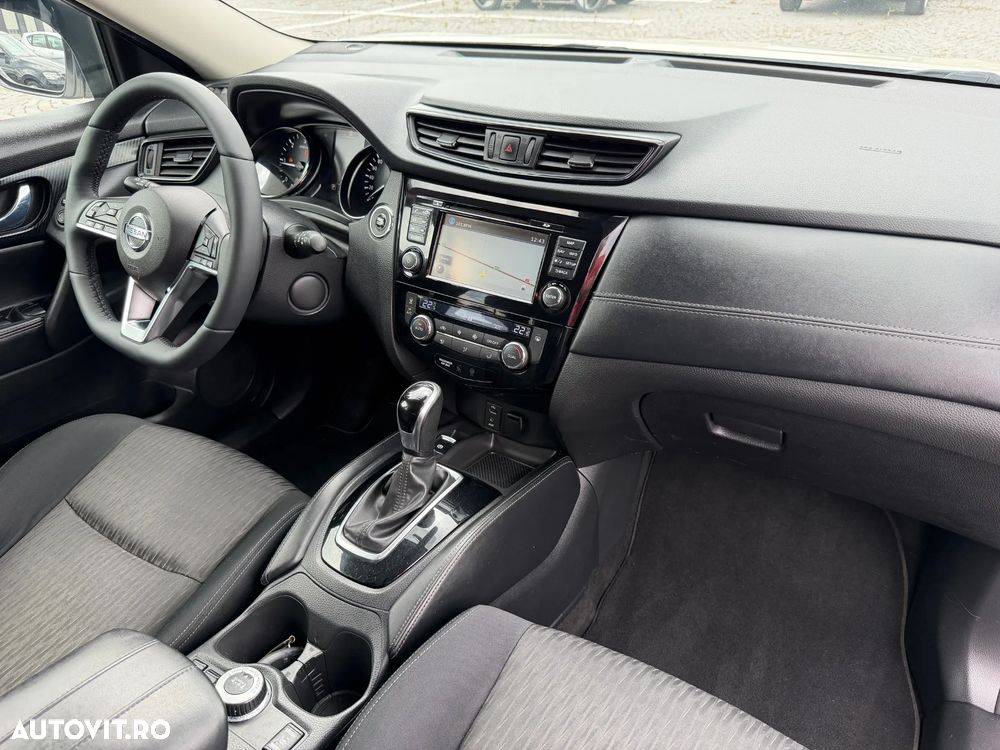 Nissan X-Trail 2.0D XTRONIC Start/Stop 4x4-i Tekna - 6