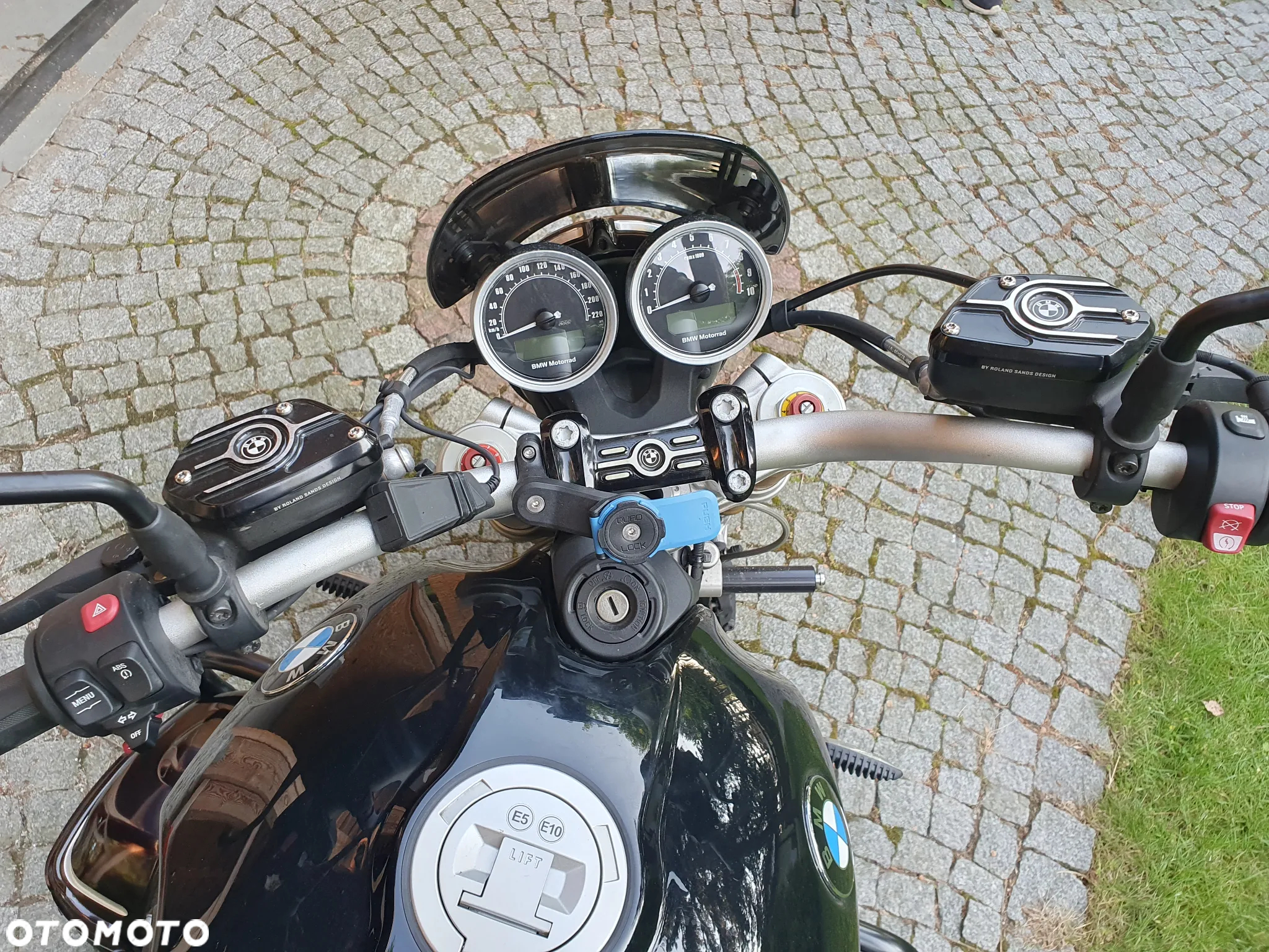 BMW R - 12