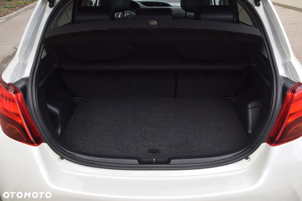 Toyota Yaris 1.5 VVT-i Comfort - 15
